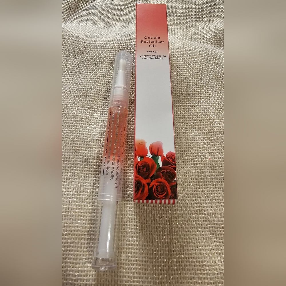 Rose Cuticle Revitalizer Oil 3ml New In Box - Picture 2 of 3